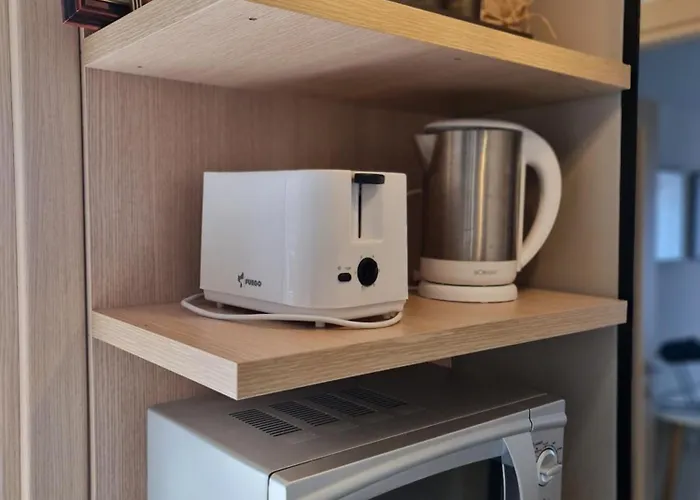 Francie's Apartment, Apartament *